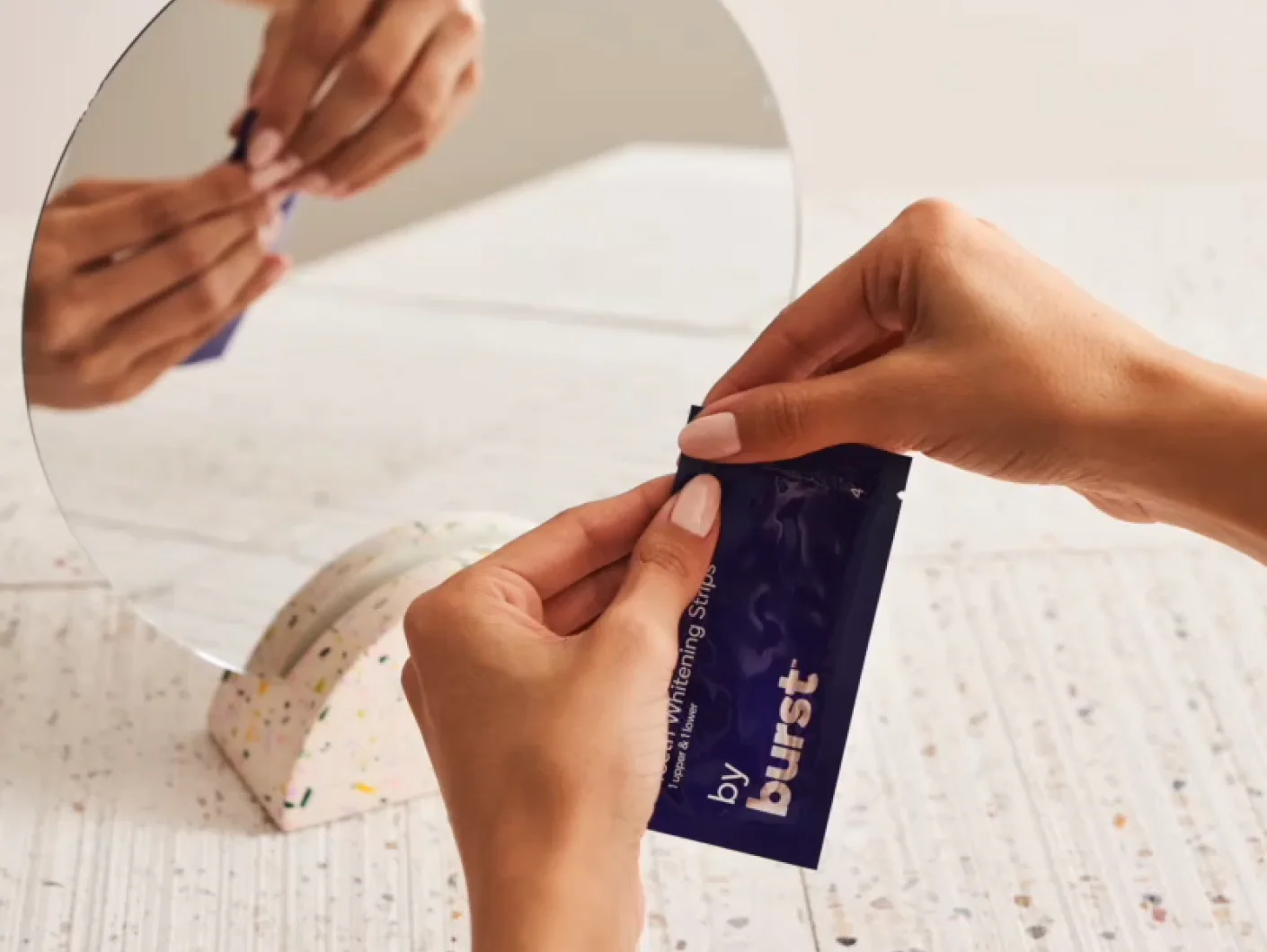 Non-Slip Whitening Strips - Image 3